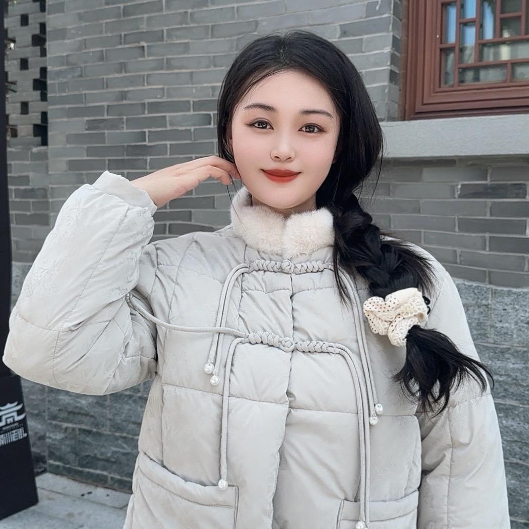 昕宇女装棉服工厂