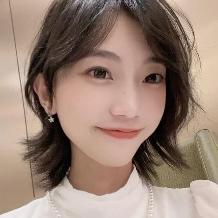 举个莉子