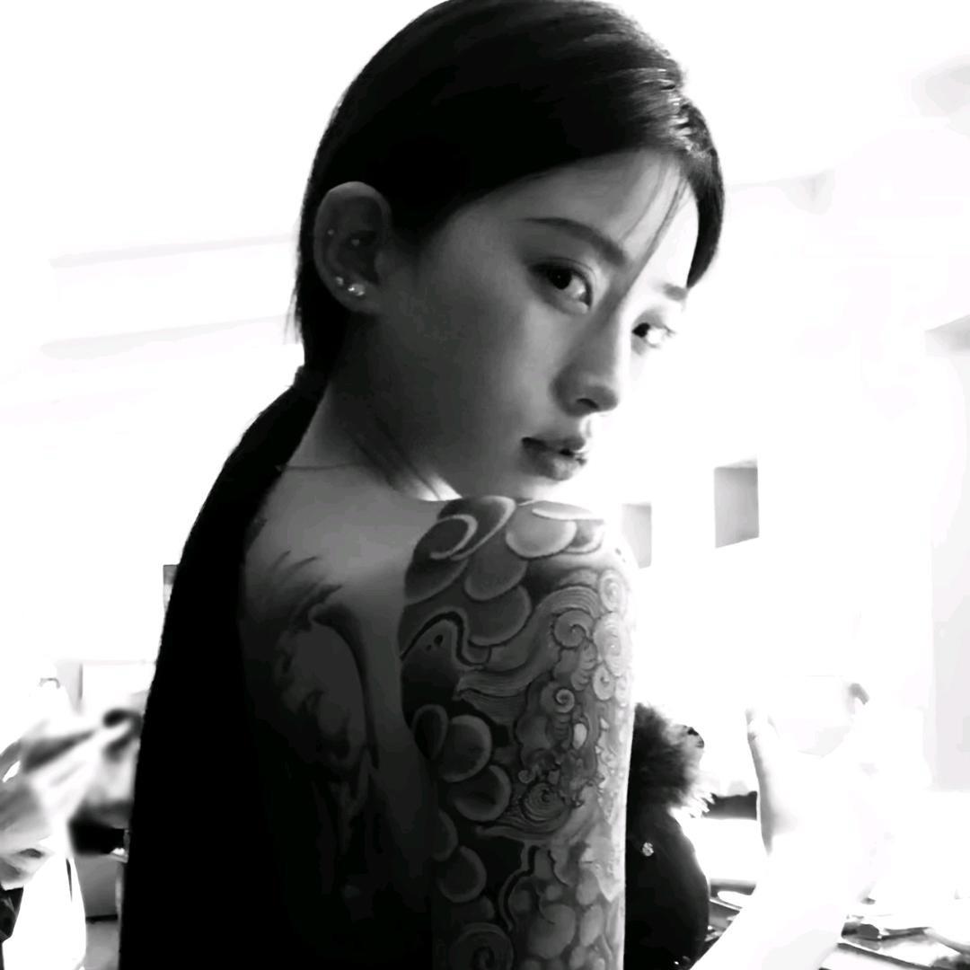 @瑞