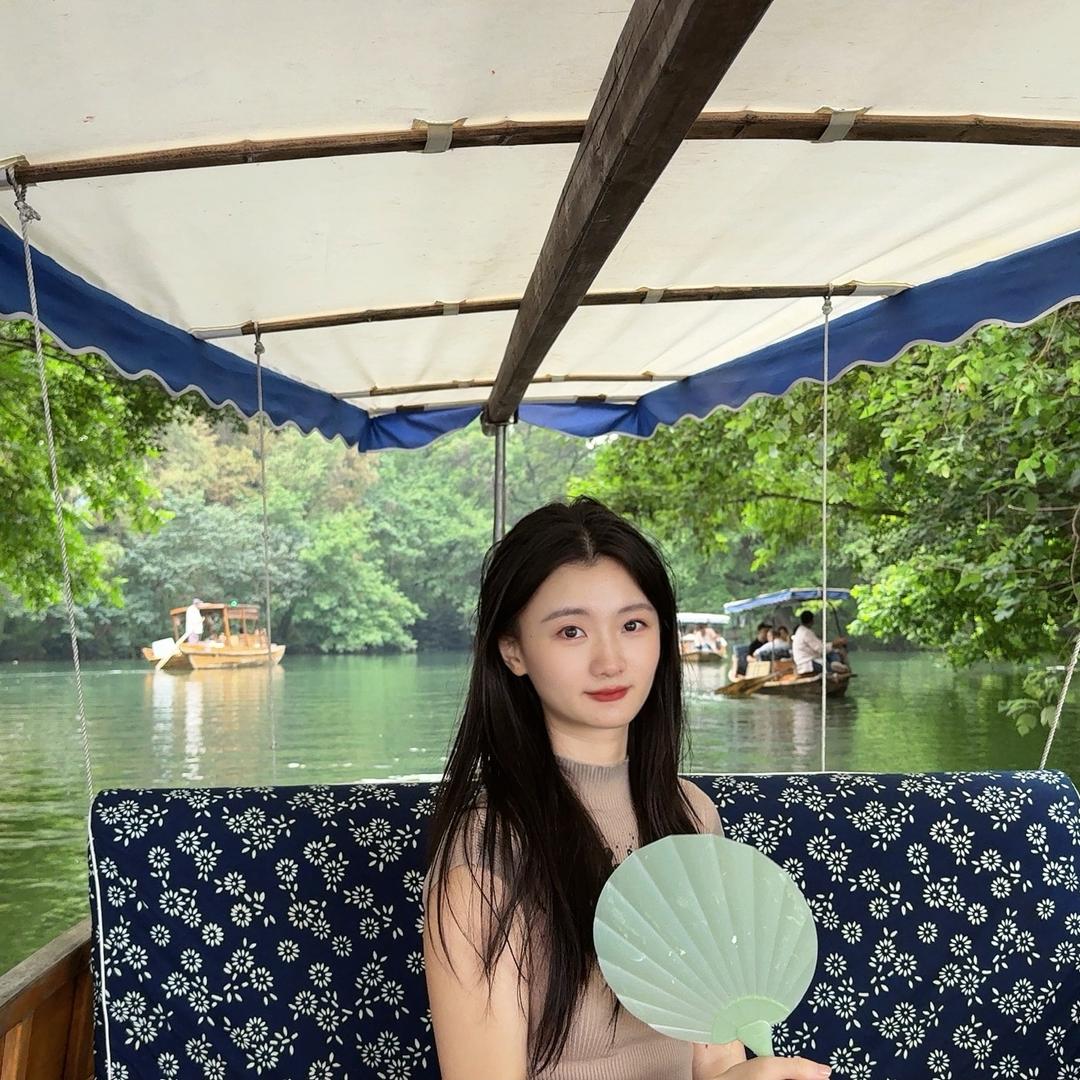 一个婕婕
