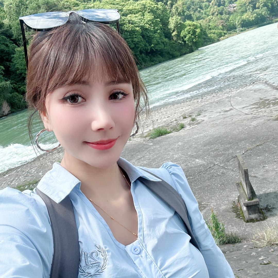 川妹子夏夏文化传媒