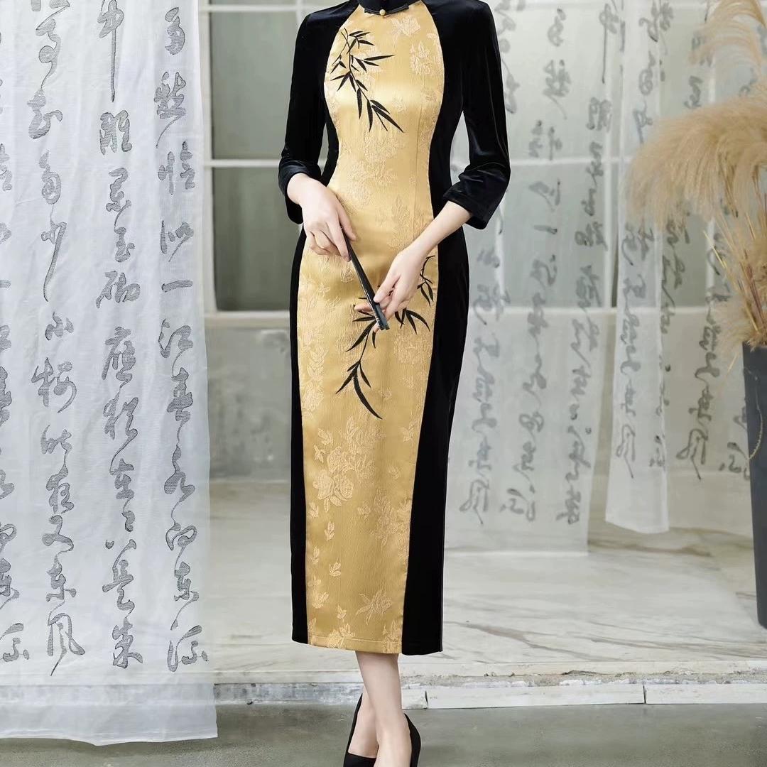 小绣娘旗袍