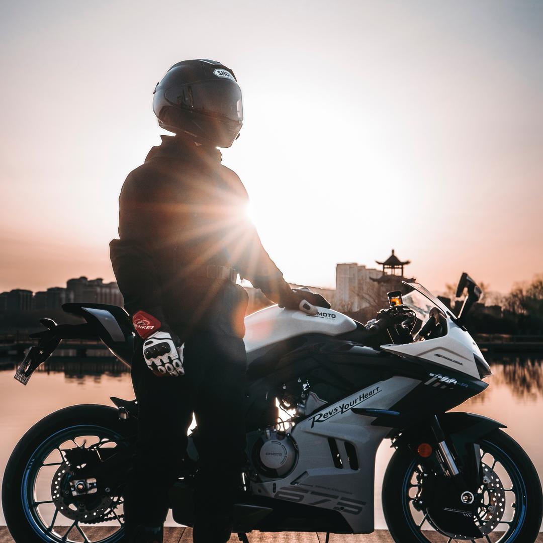Guo_🏍️