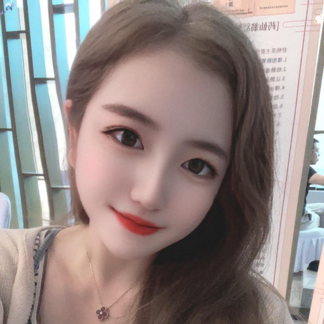 yp小小的瓶子