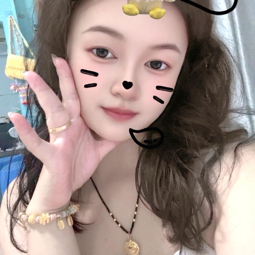 “表妹”爱钓鱼