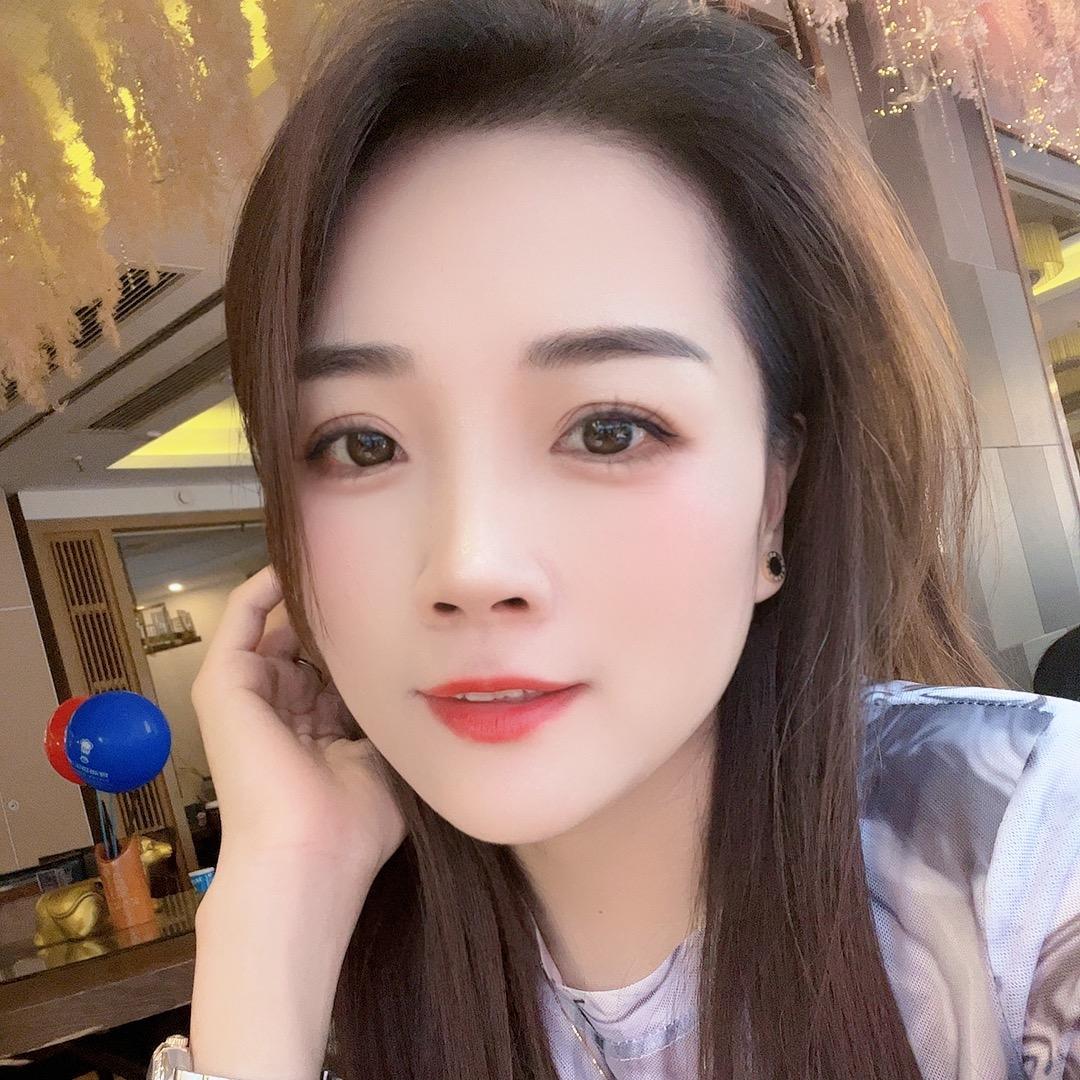 单色女装店