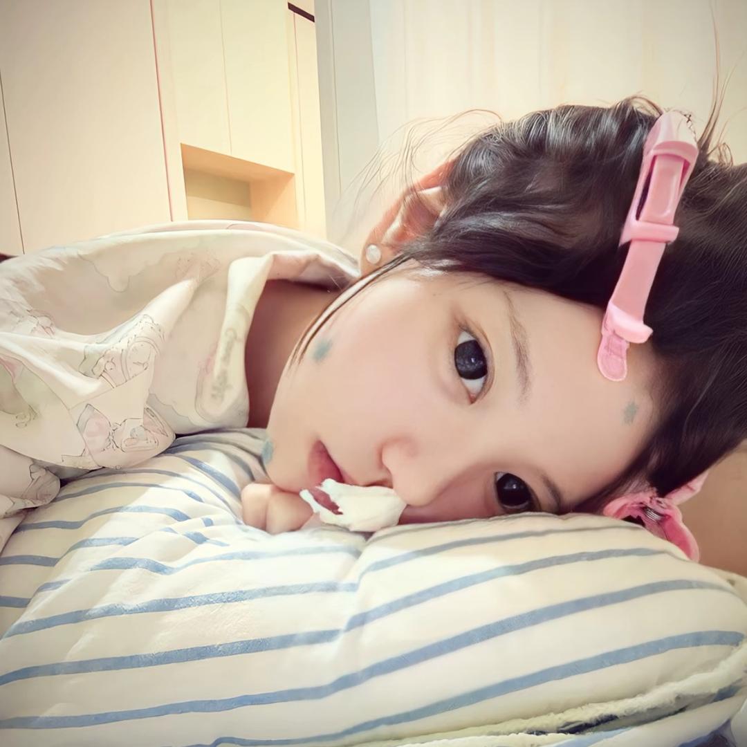 小泺^