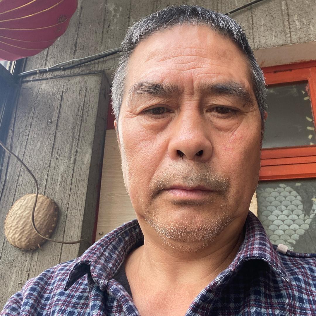 莫老头爱唱山歌