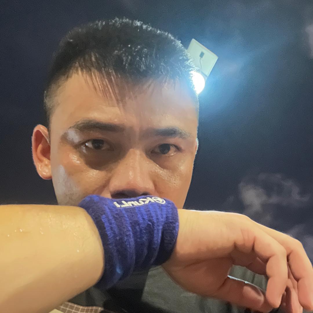 防城港宏赞二手车米七