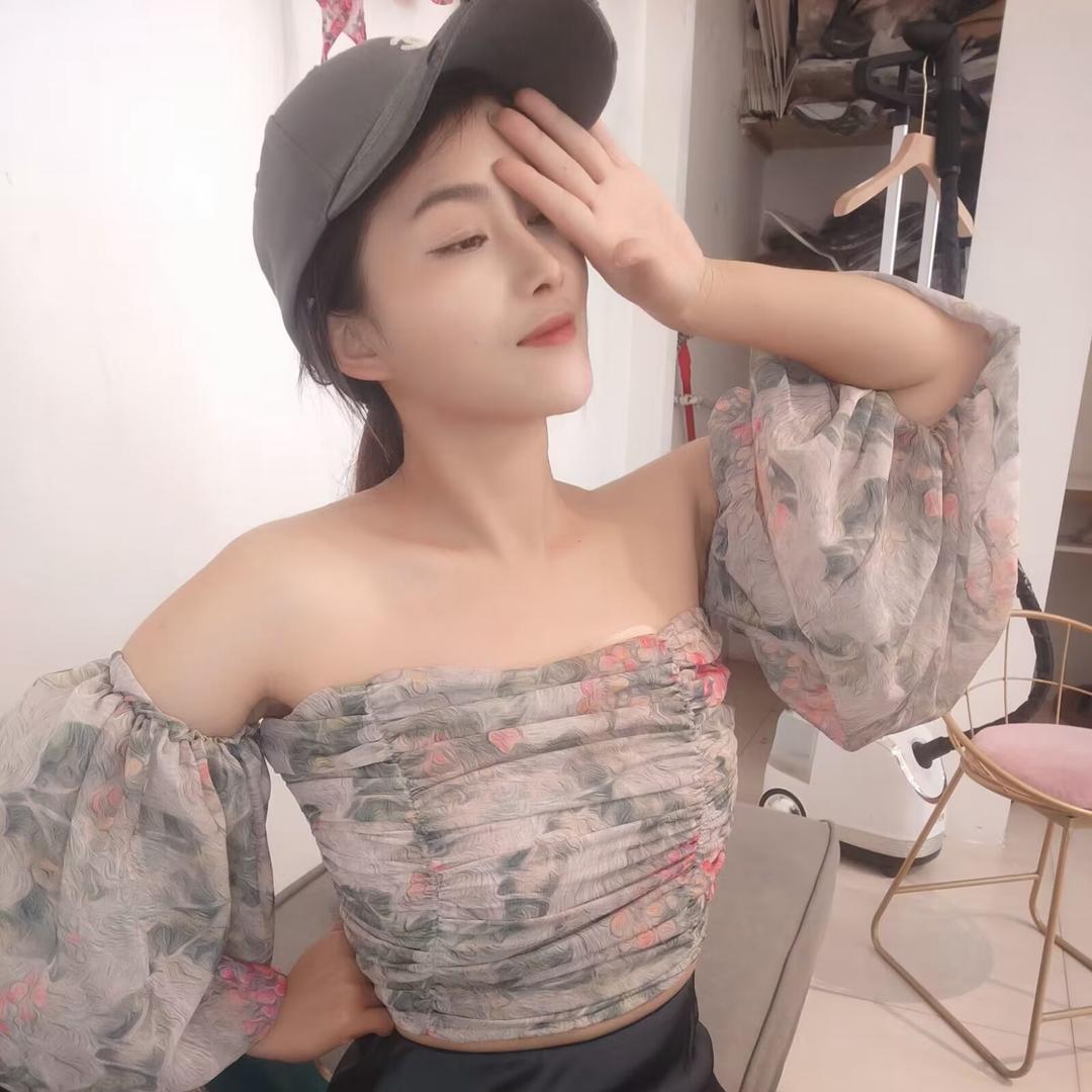 翠花 (伊show) 女装