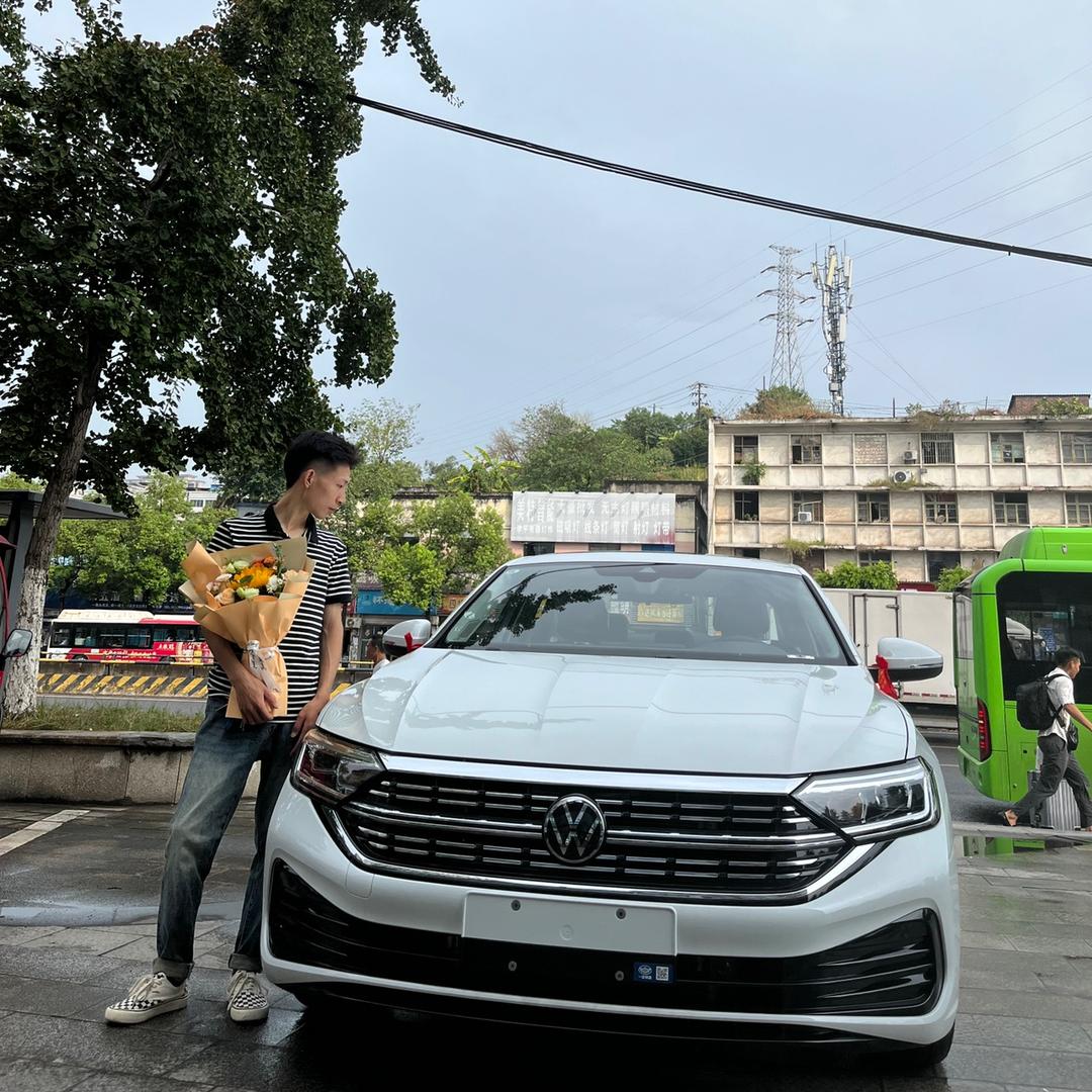 @开速腾的阿彬🚗（1000粉丝送一抹蓝