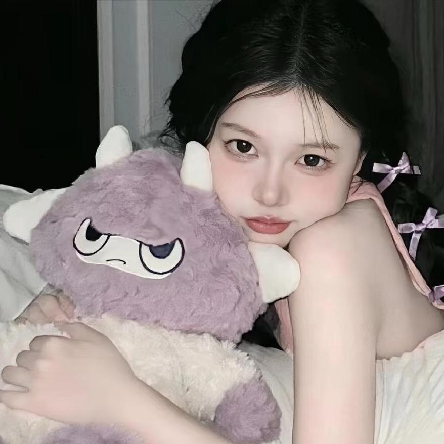 一只小瓶子.