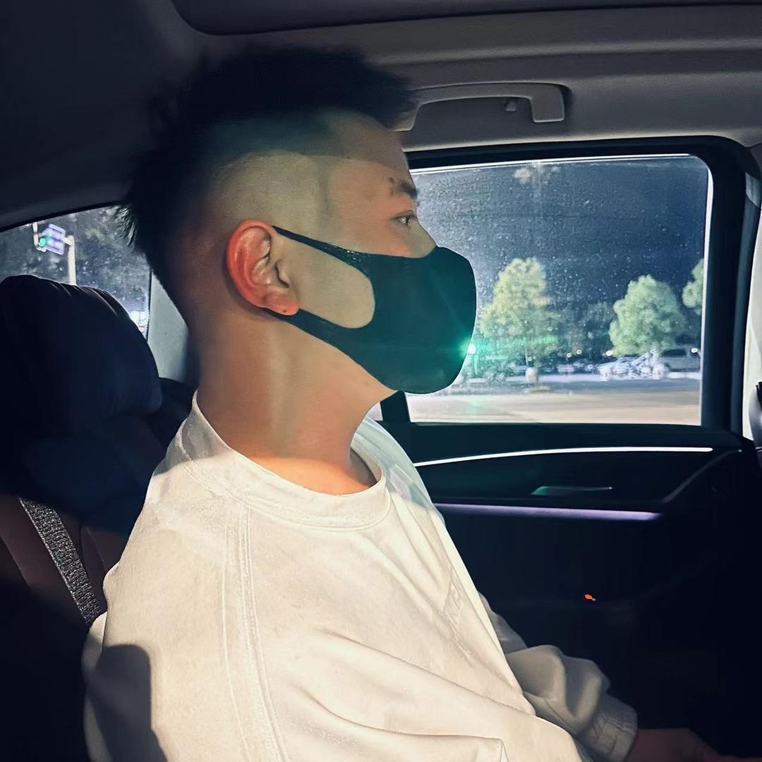 鑫🧑🏻‍🦱