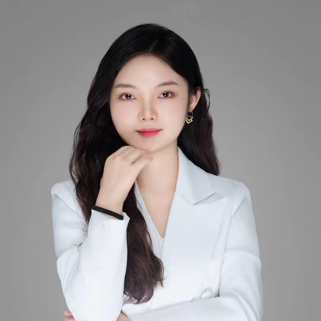 申庭卷卷老师主管课堂