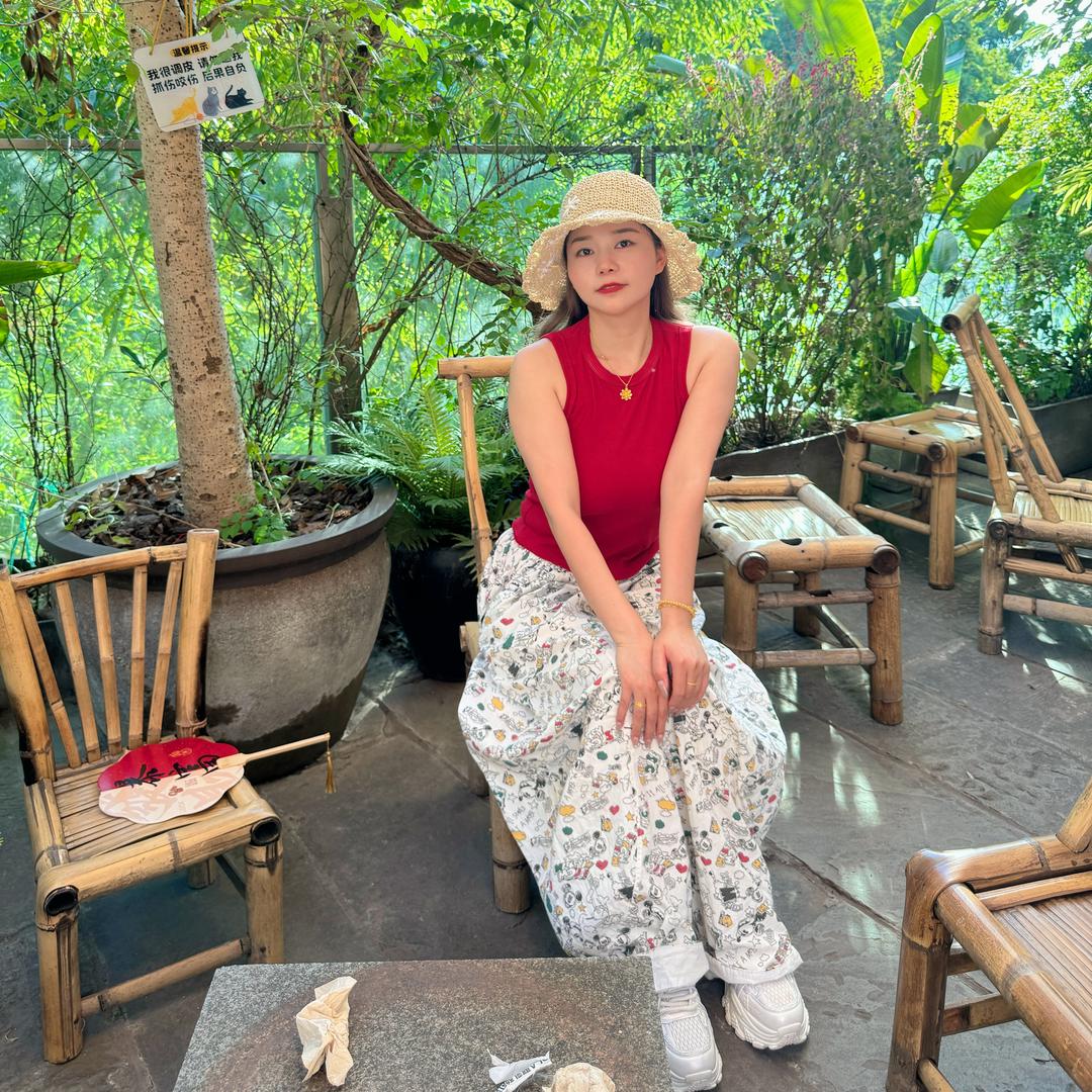 金钱美酒凯子与狗