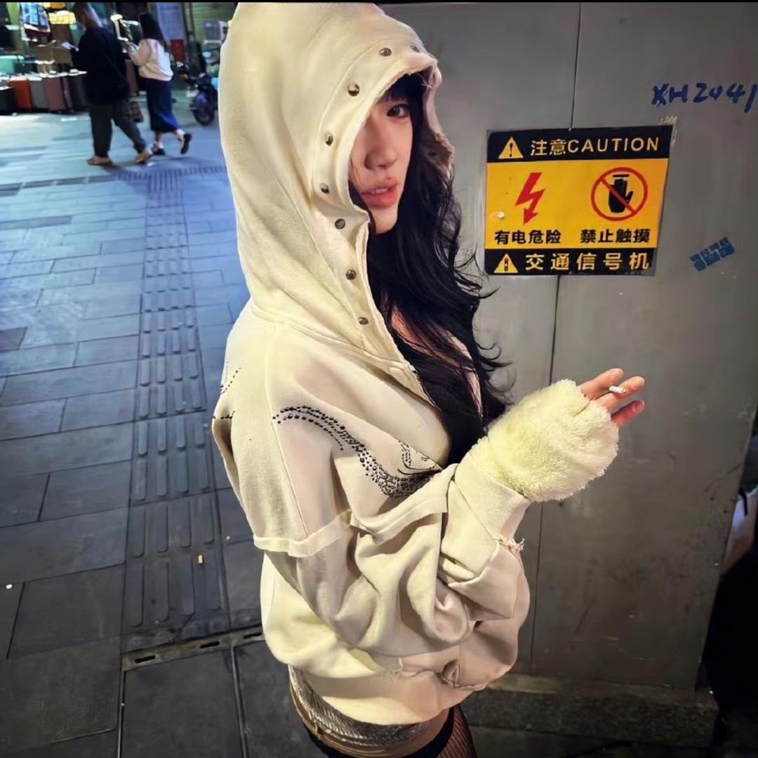 小妮.