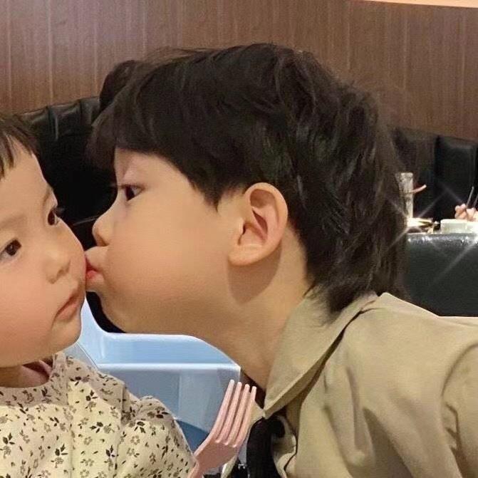 全铝阳台柜定制