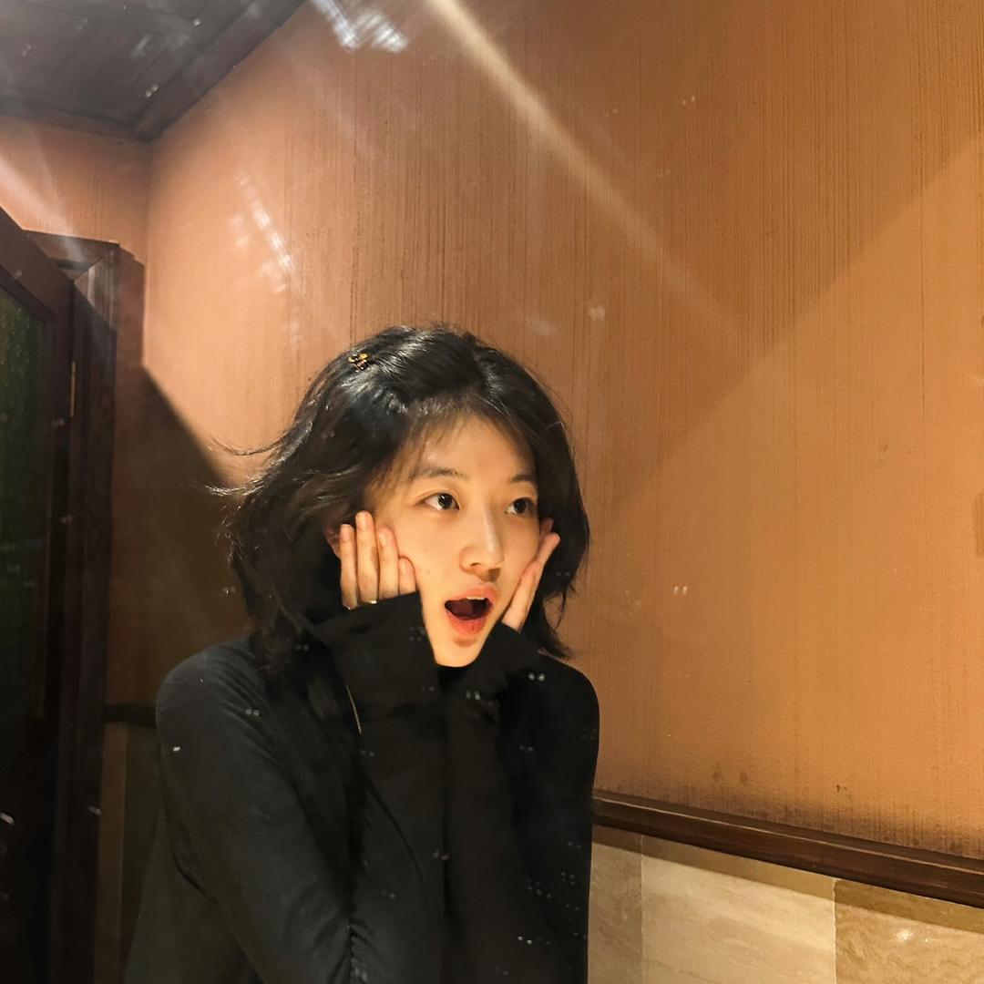 闺蜜家服装店
