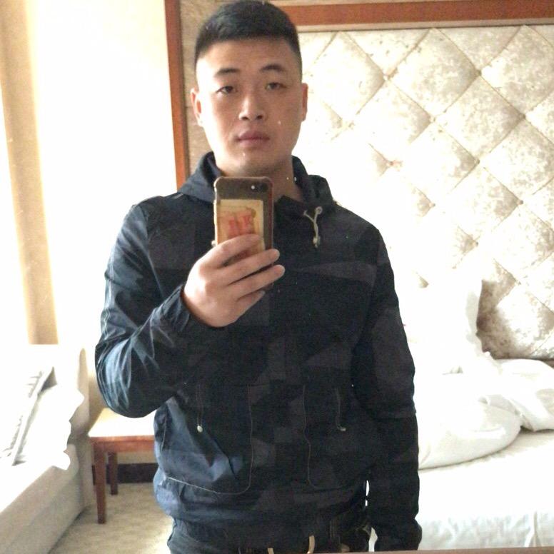华