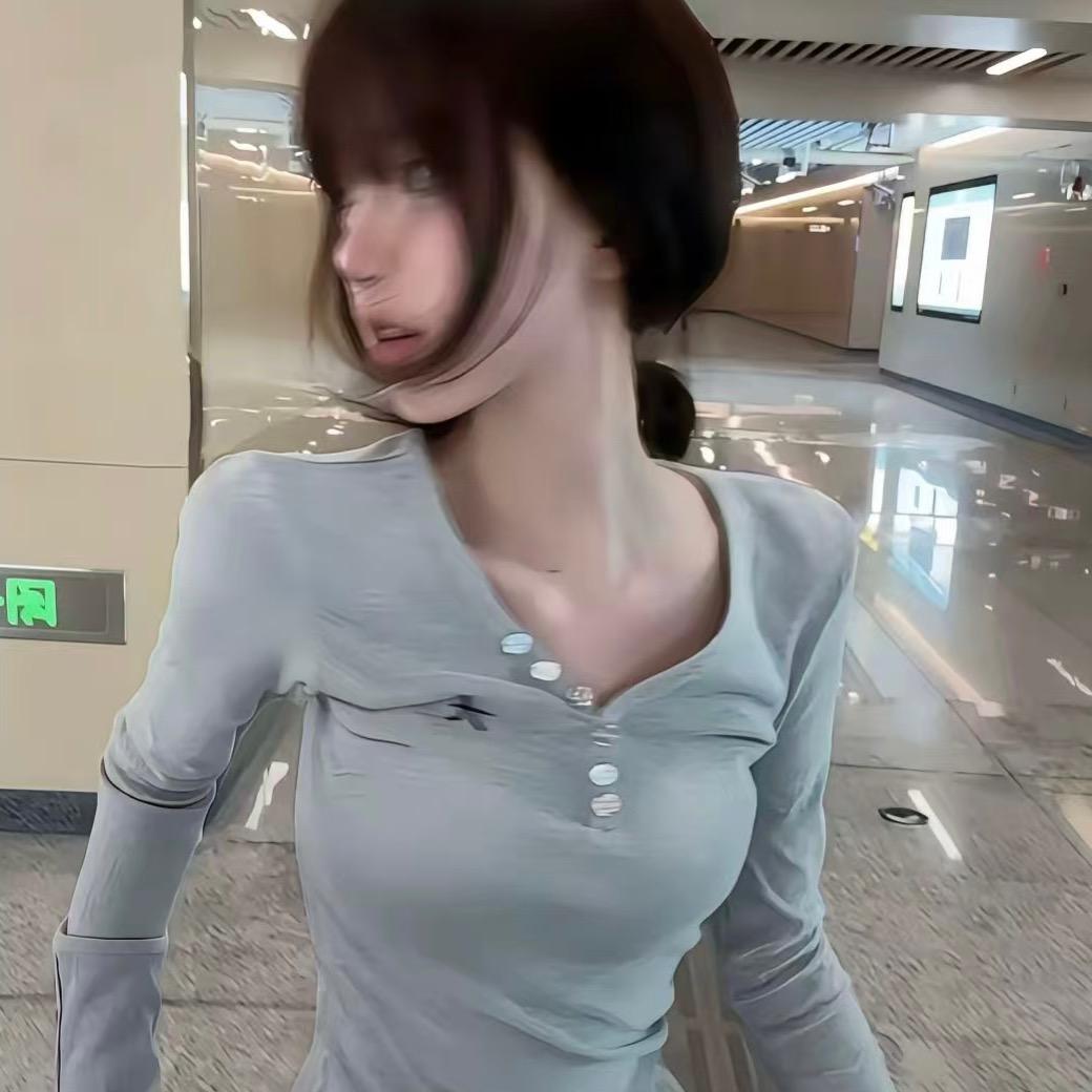 美女也会ᵉᵐᵒ
