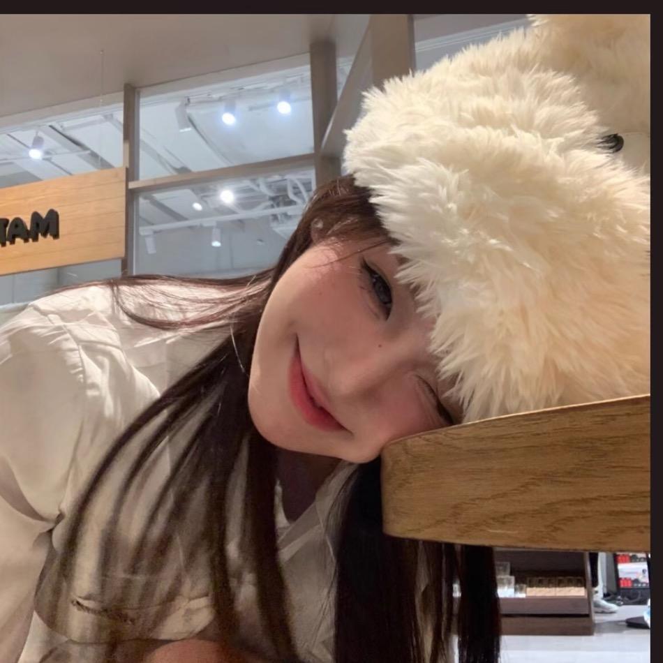 - Yy