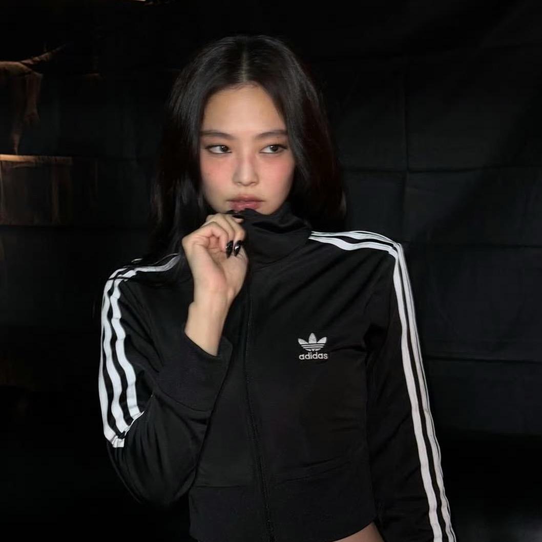 Nicole_