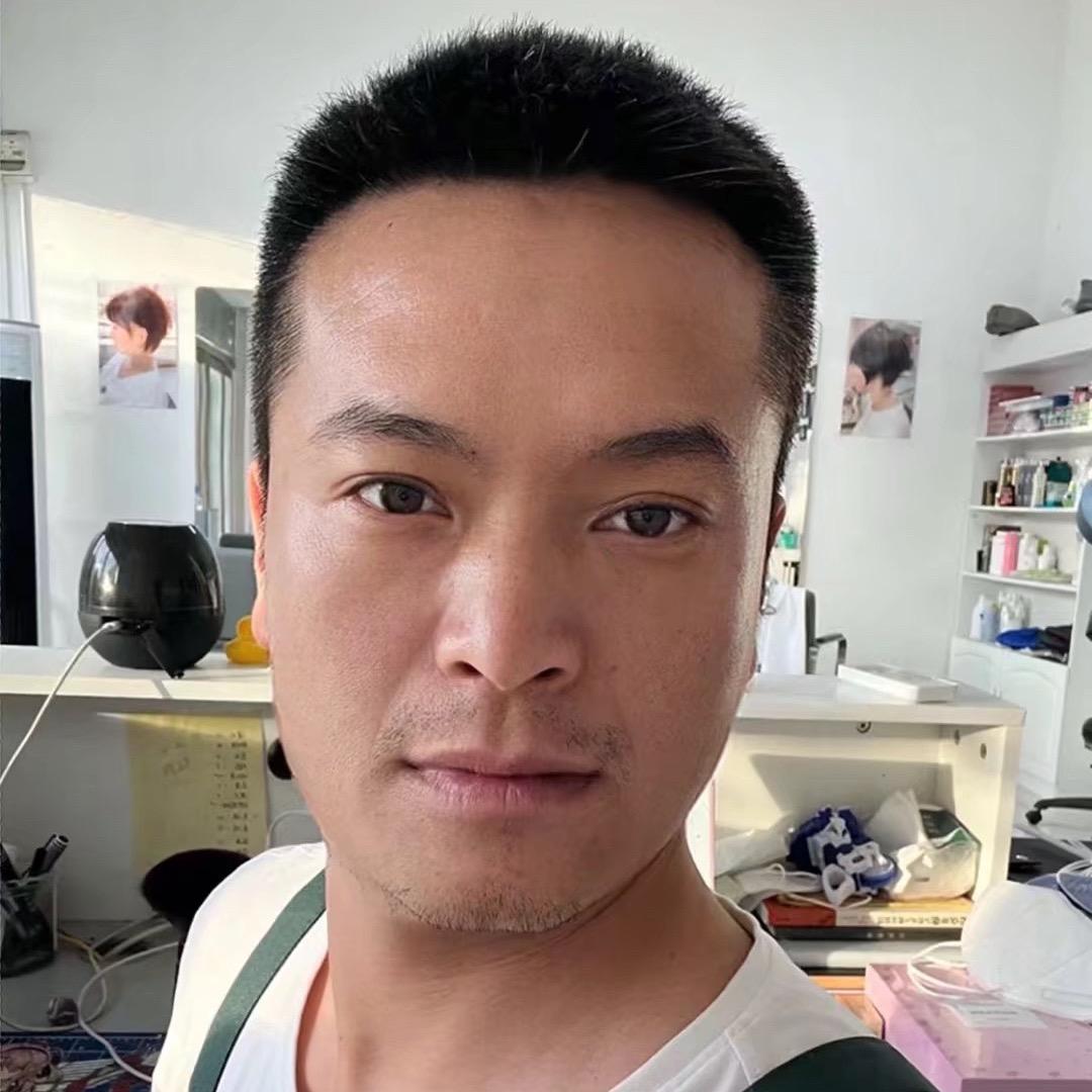 梦喜简｛荣乐西路｝店长