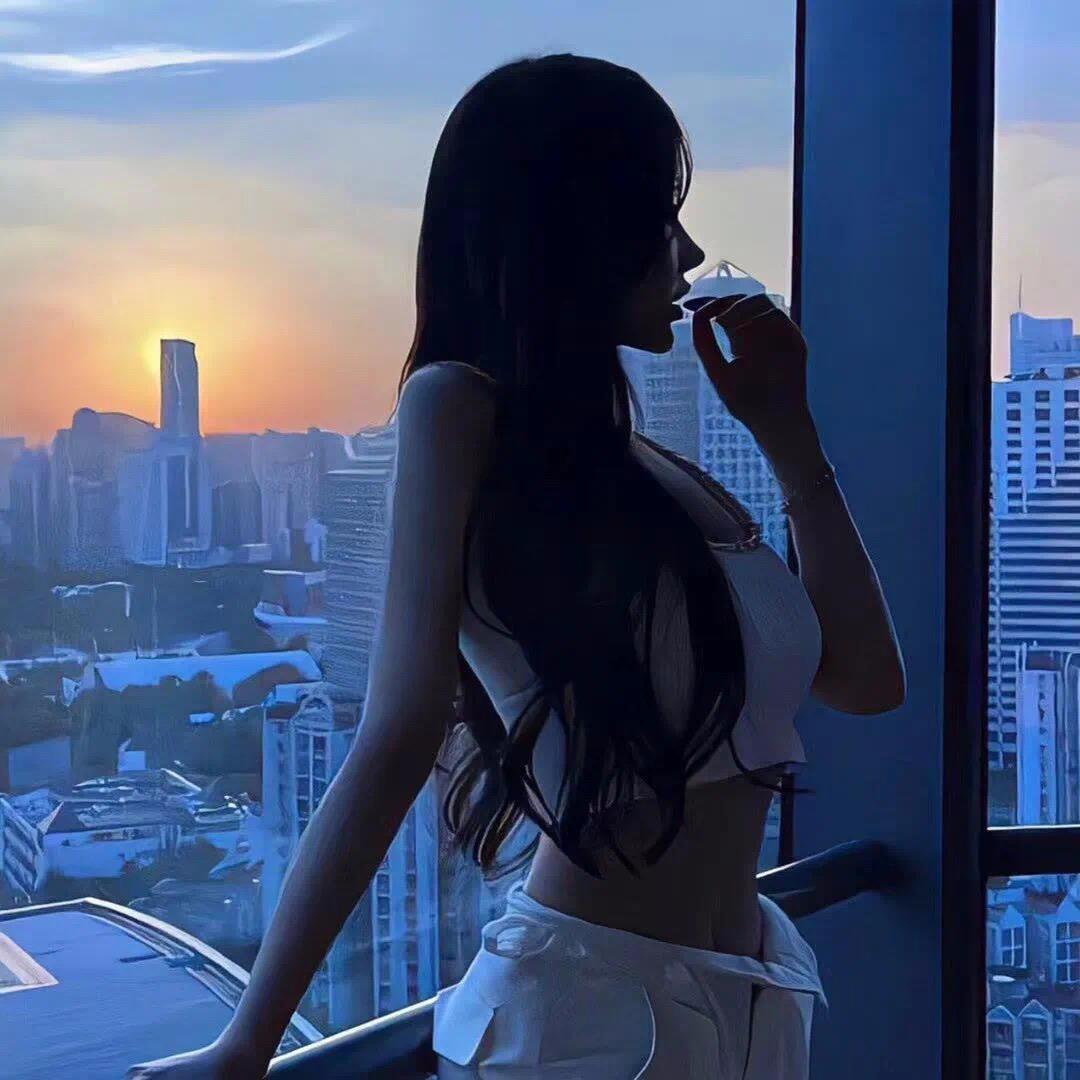 美女不⁷饭ᴴ.