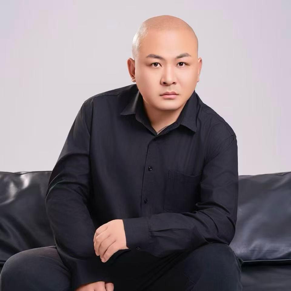 贵州水辰传媒有限公司老刘