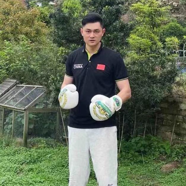 轻刻运动
