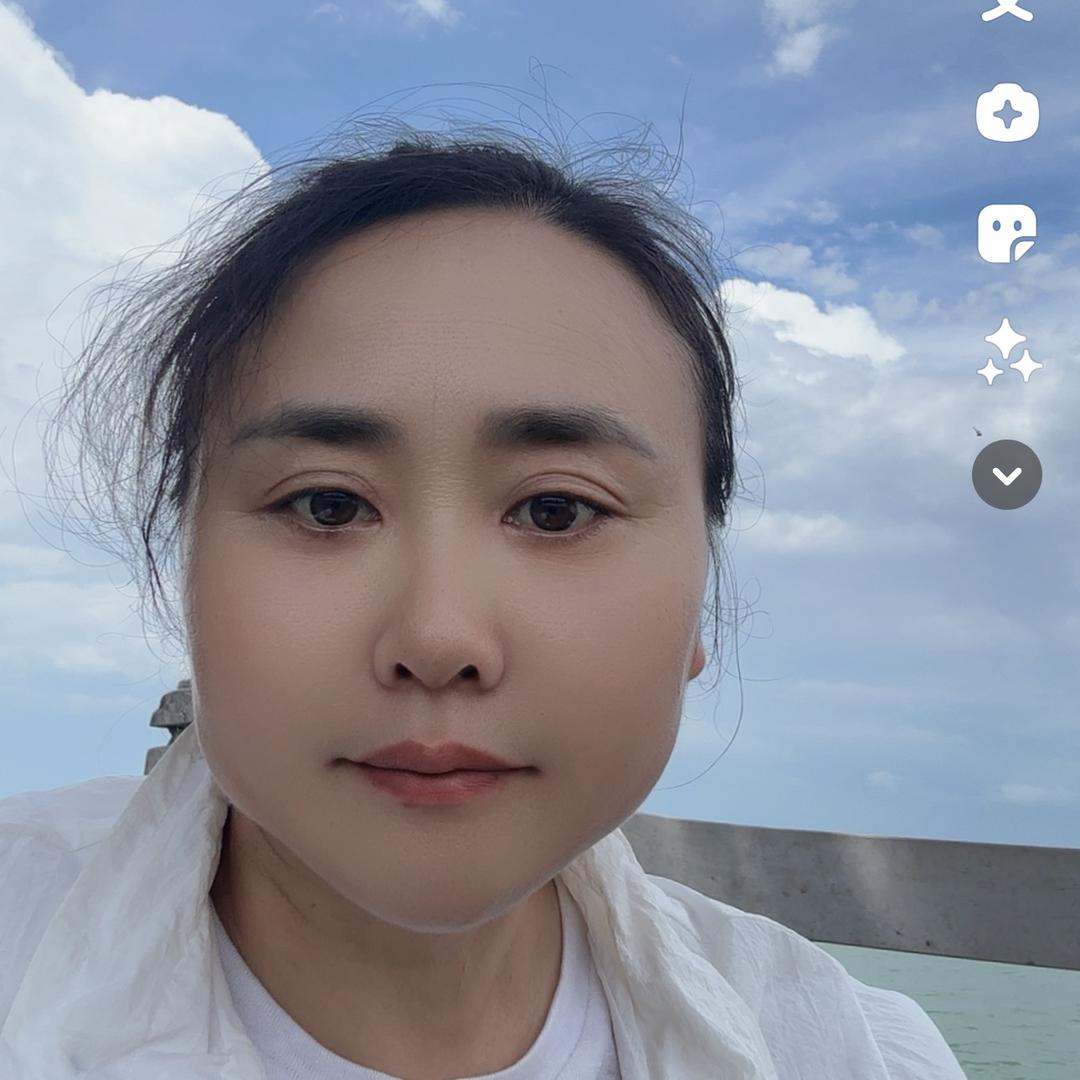 安徽小徐在云南四季如春小镇