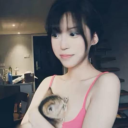 小琪^