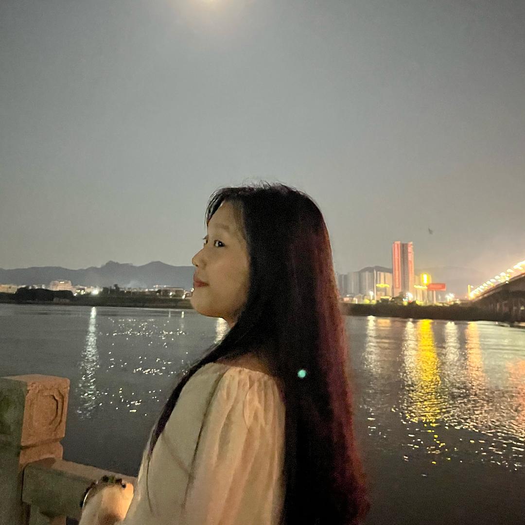 是菲菲吖