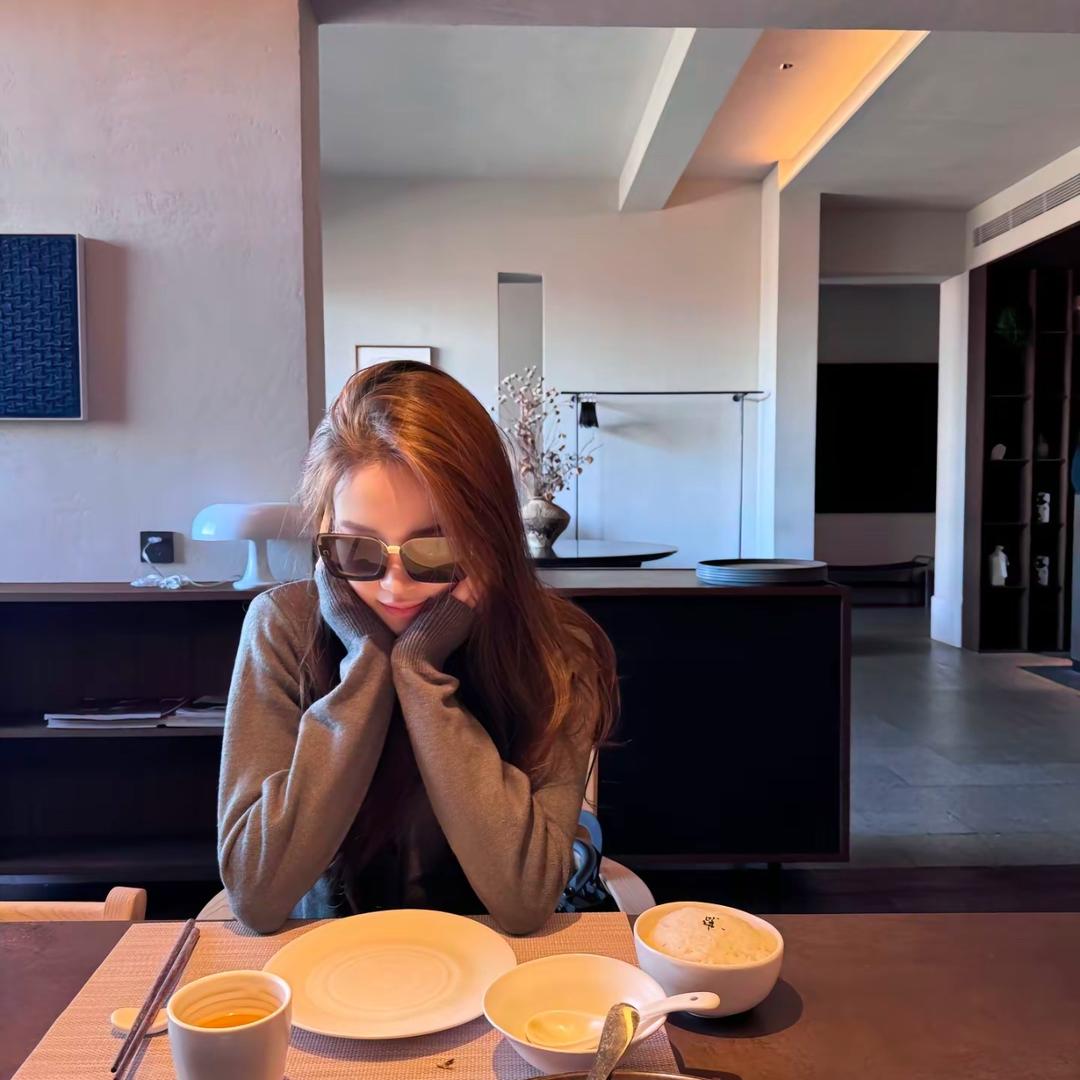 ㅤㅤㅤㅤㅤㅤㅤㅤㅤ你又怎么了