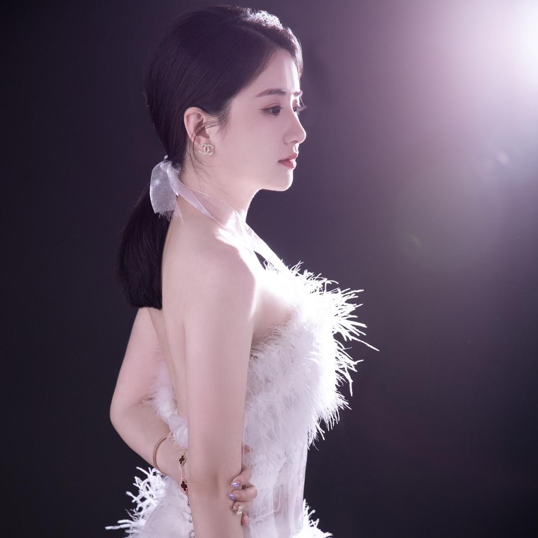 黄晓仙💋💋💋 🐷ྀི