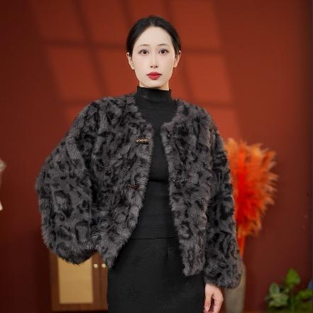 海宁茉贝高定女装