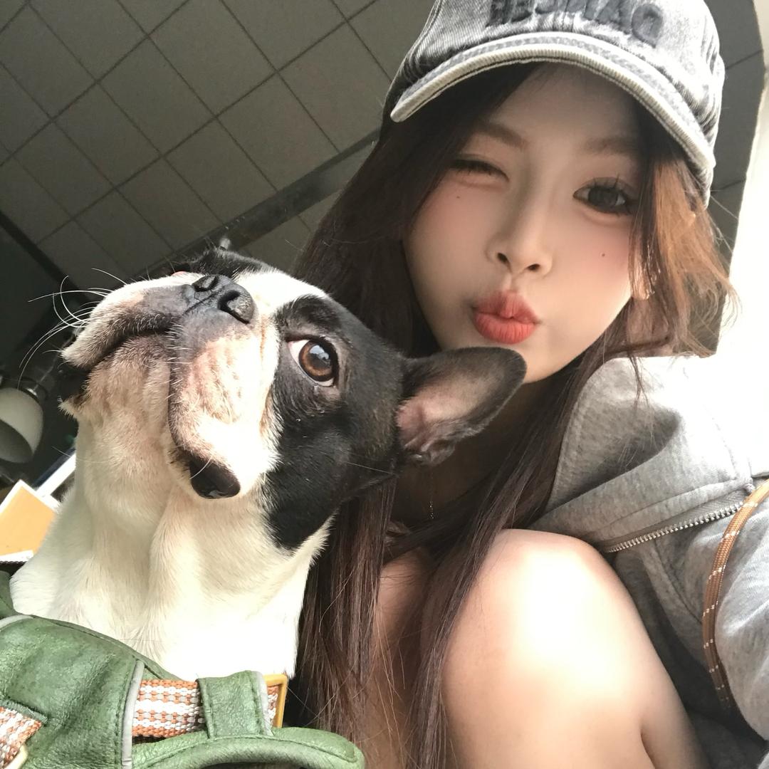 AYI