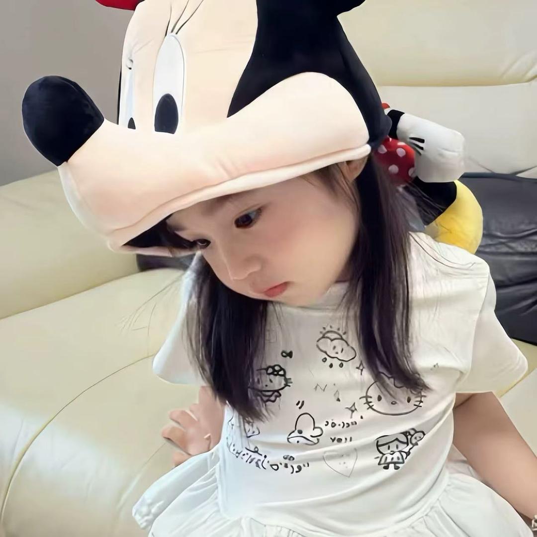 小小晴^