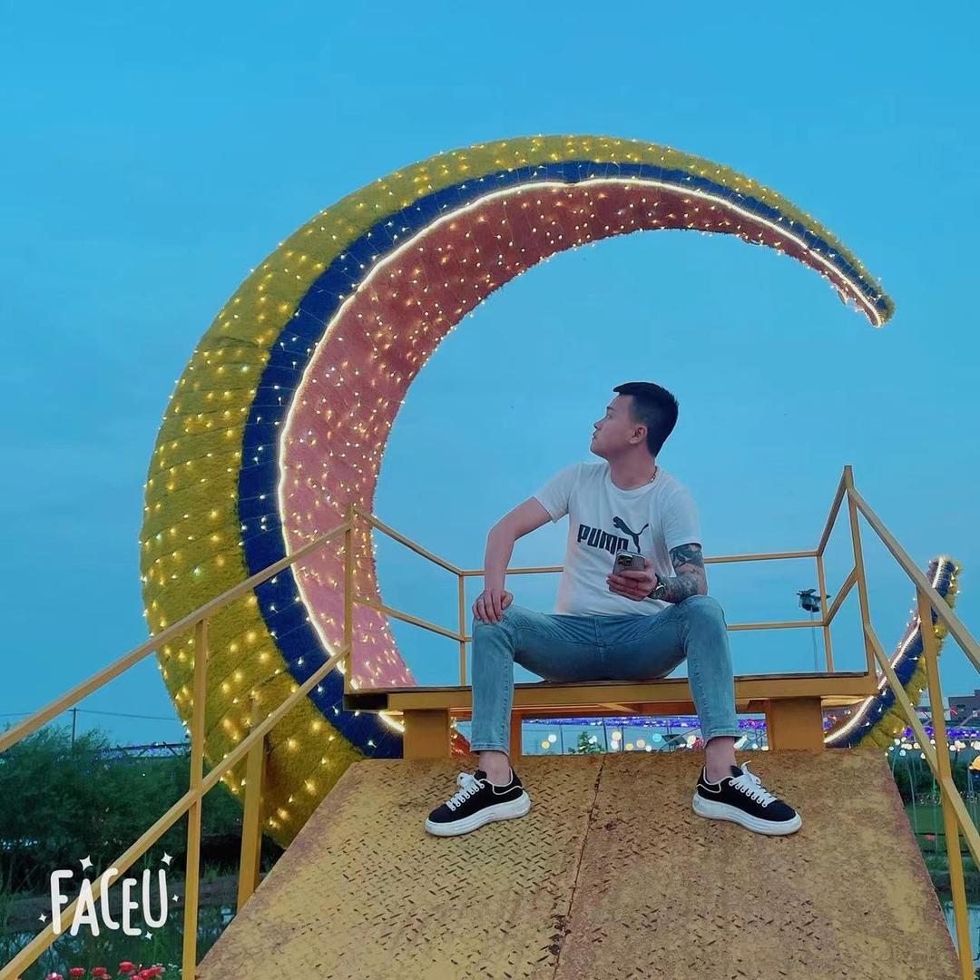 𝓒𝓻𝓮𝓼𝓬𝓮𝓷𝓽 🌙