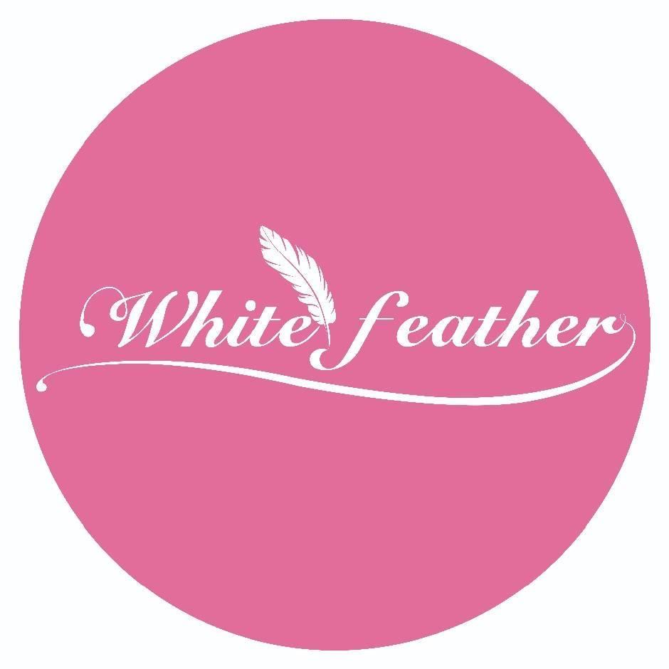 WHITEFEATHER易传易美妆专卖店