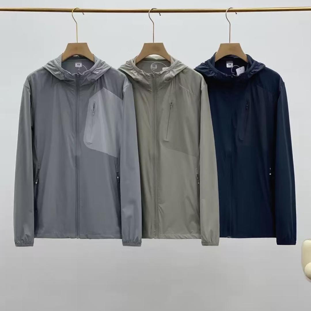 小哥潮流鞋服的