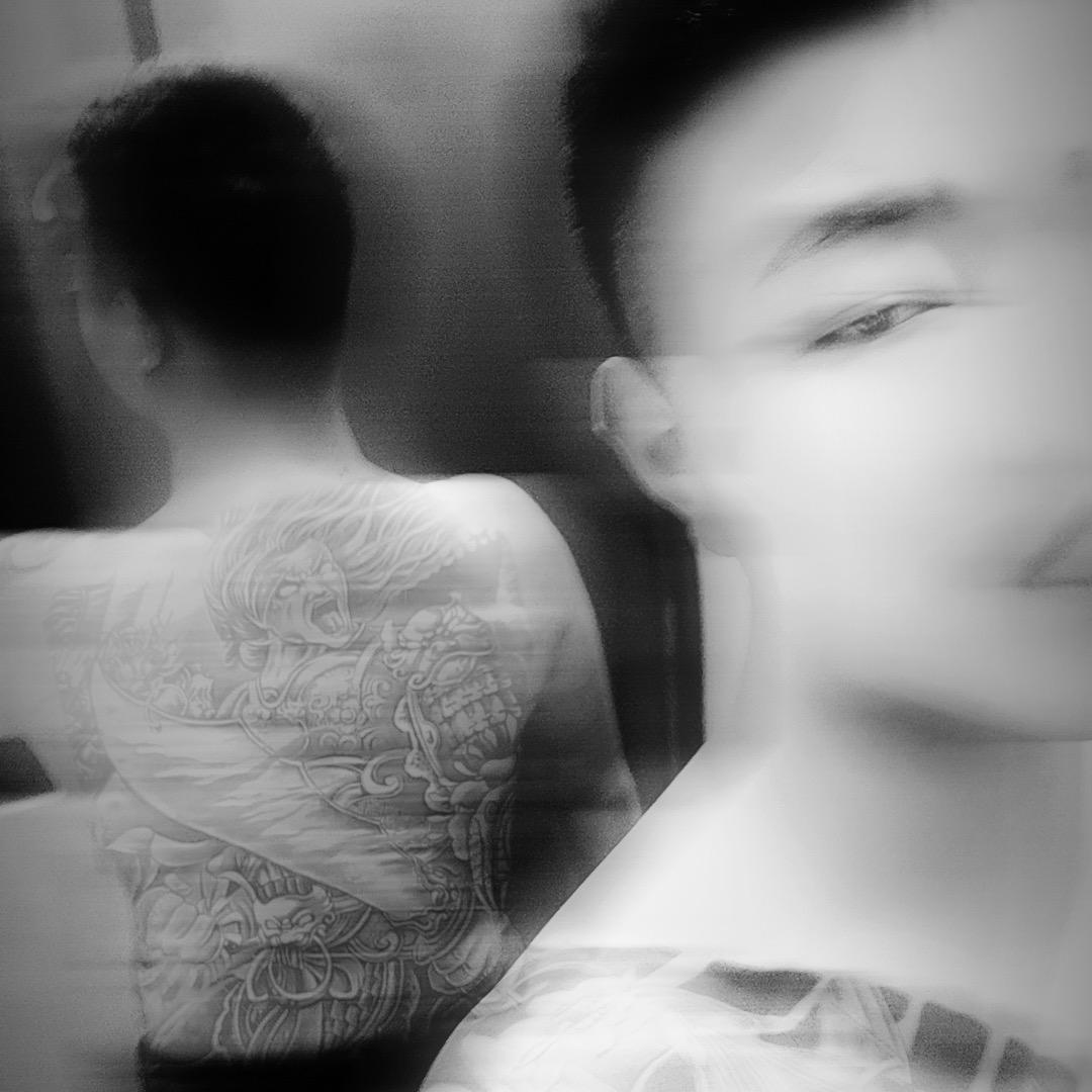 -  T  L