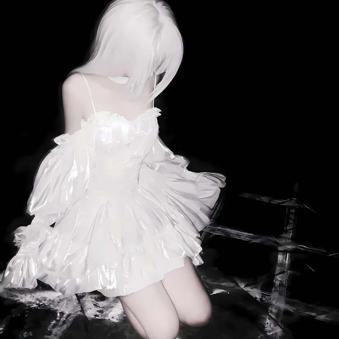 镜月Moon.