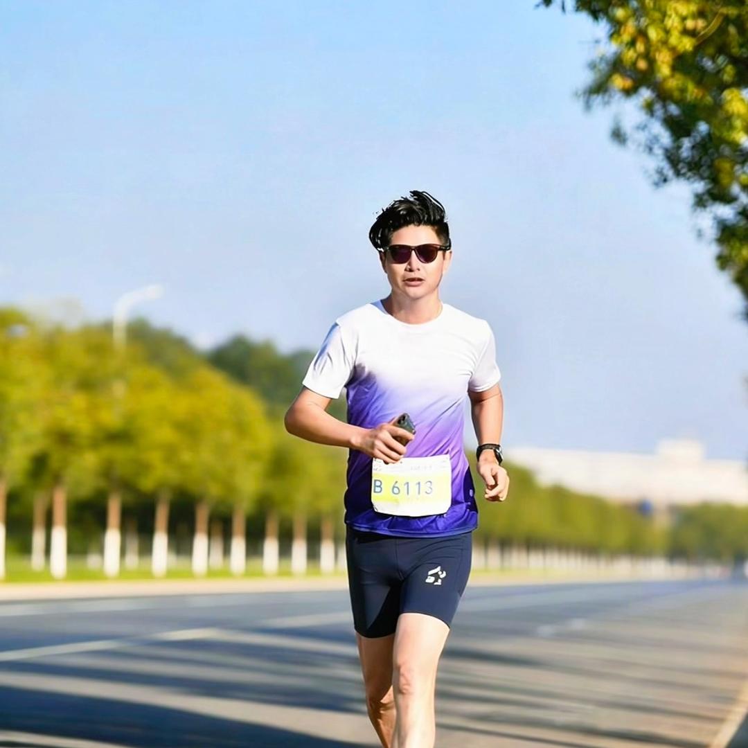 红蓝魂⁴²·¹⁹⁵🇨🇳