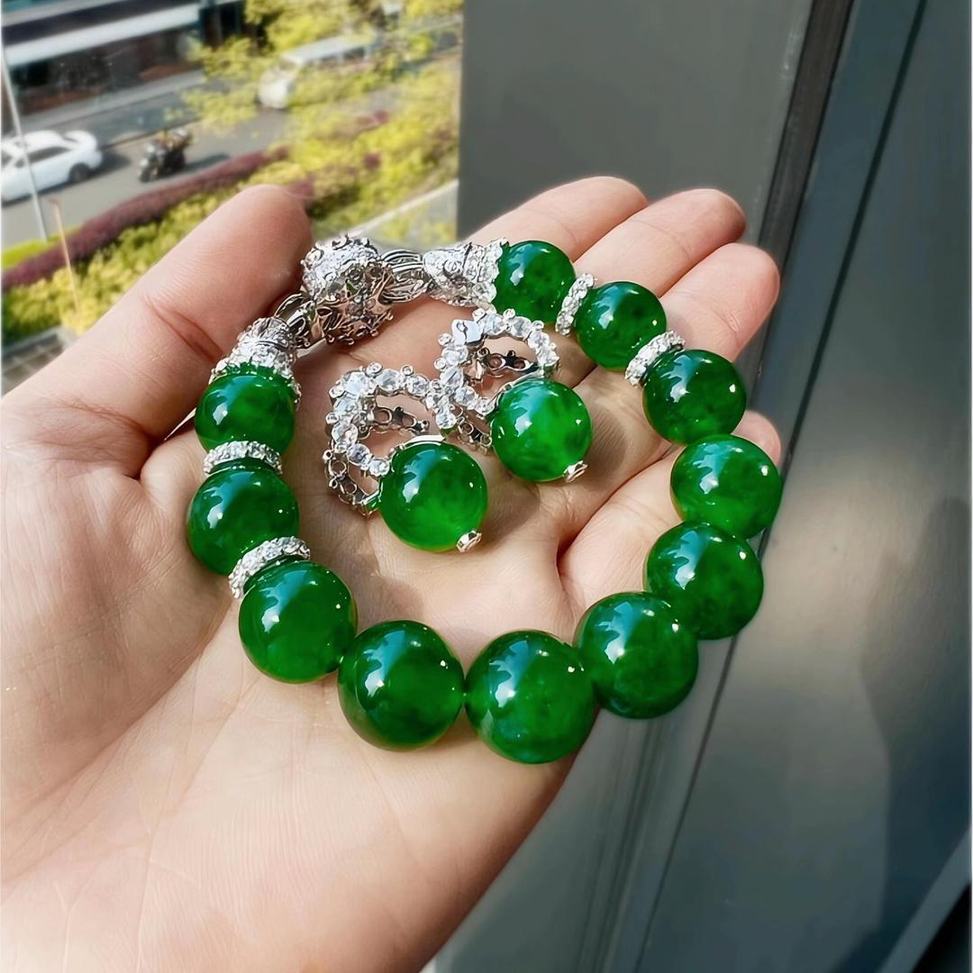 杉杉。