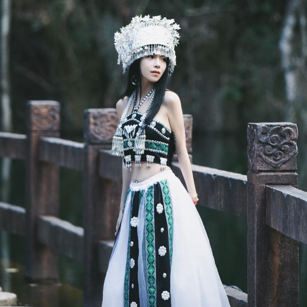 H.黄旭笑🌺🌹🌹