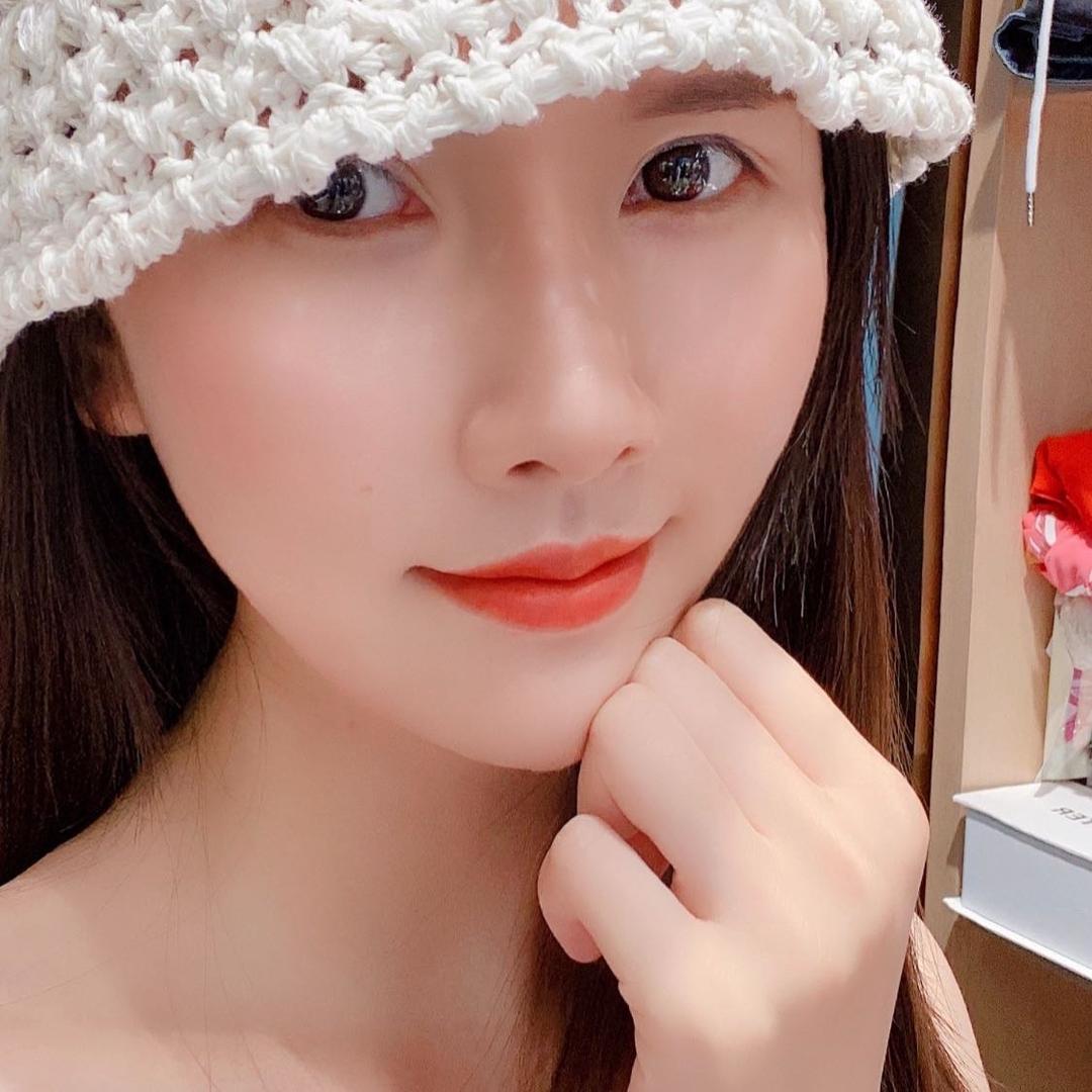 是华姐姐😻