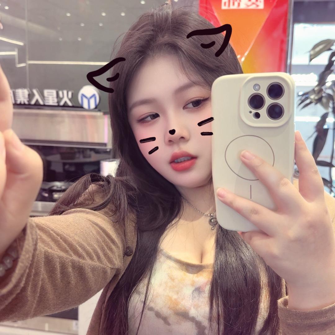 戚戚🔔