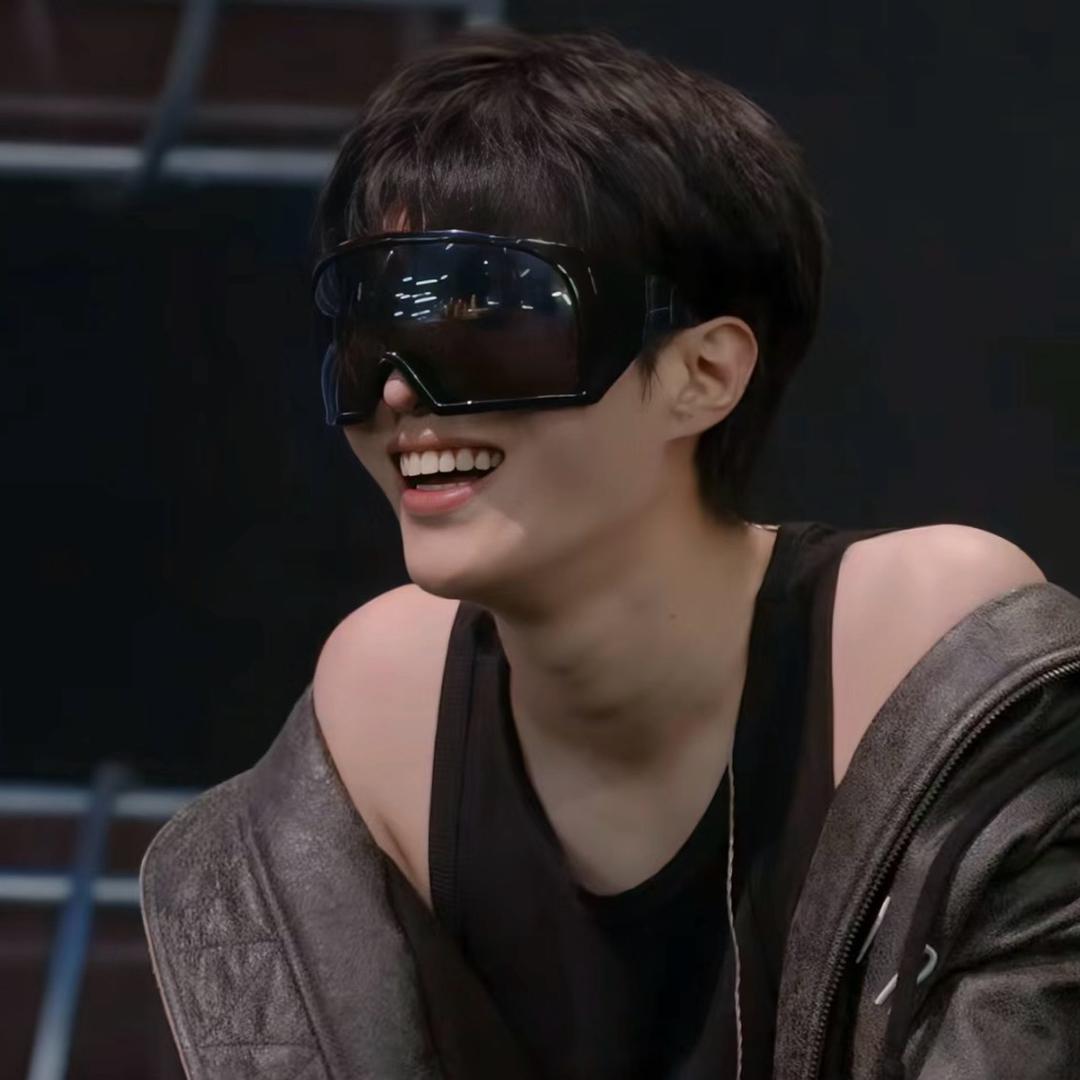 🍊橙橙的大白脖子