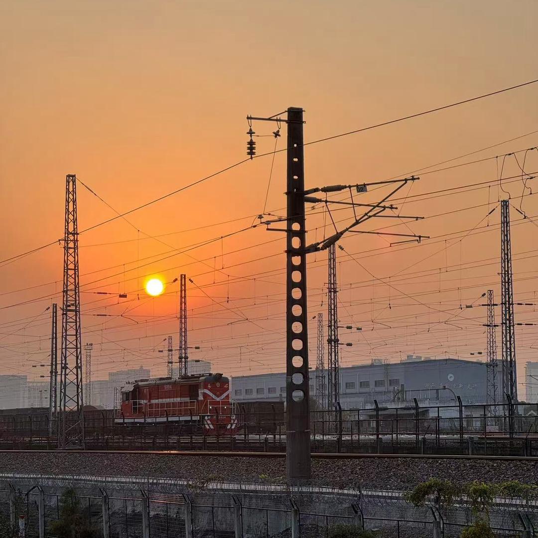 瑞得旧书店斗罗号